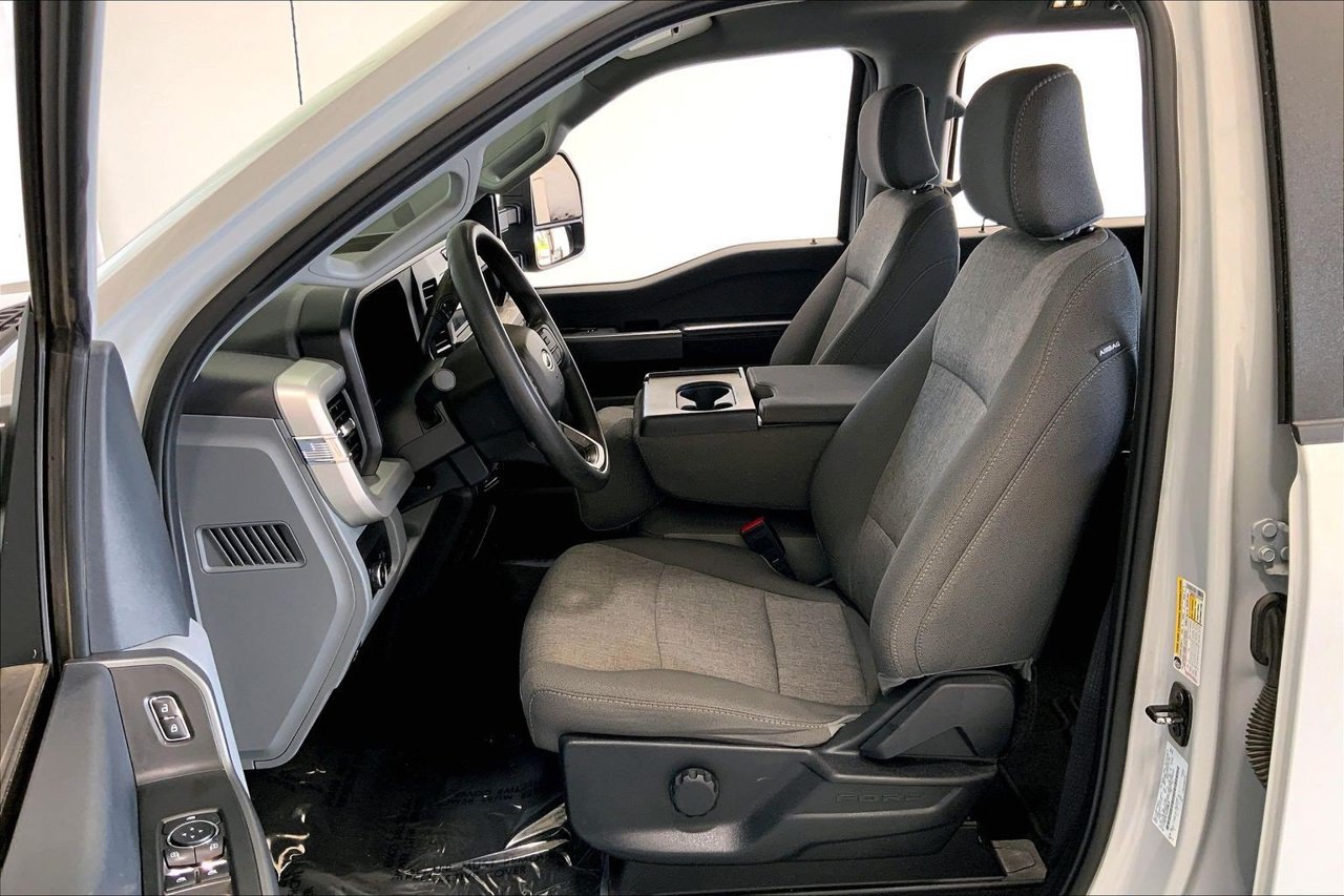 Certified 2025 Ford F350 XL w/ STX Appearance Package AWD/4WD image 18