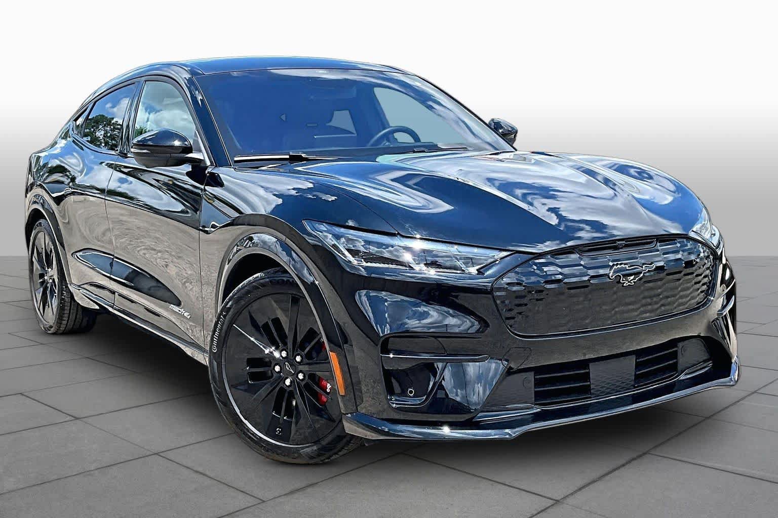 Certified 2025 Ford Mustang Mach-E GT AWD/4WD image 3