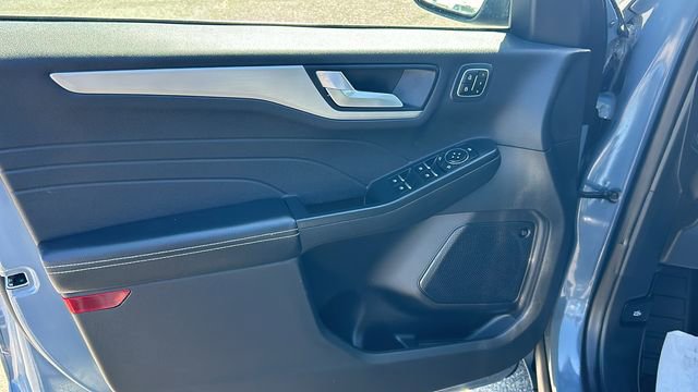 Certified 2023 Ford Escape SE w/ PHEV Premium Package FWD image 16