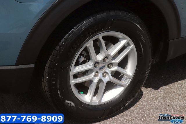 Certified 2025 Ford Explorer Active RWD image 7