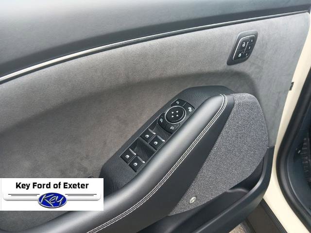 Certified 2025 Ford Mustang Mach-E GT image 19