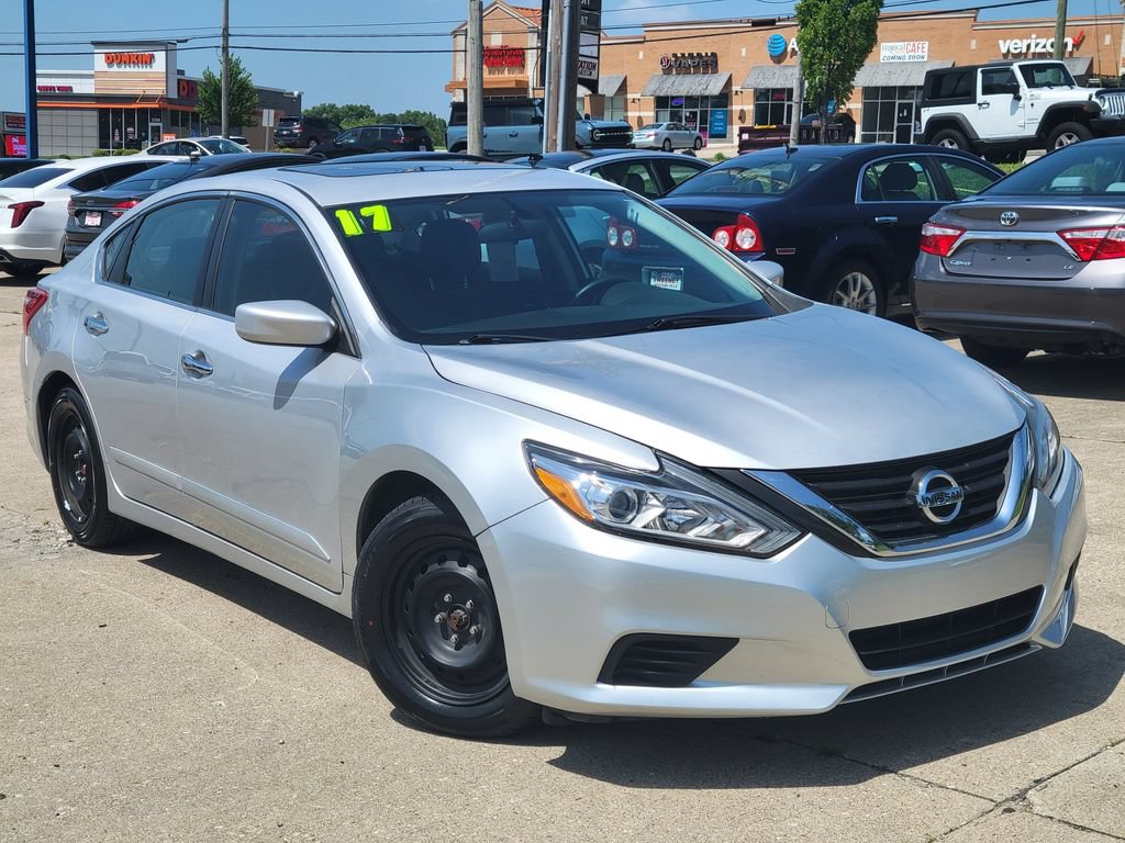 Used 2017 Nissan Altima 2.5 S w/ Power Driver Seat Package FWD image 29