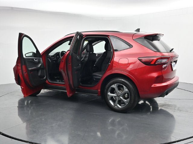 Certified 2023 Ford Escape ST-Line w/ Tech Pack #1 AWD/4WD image 45