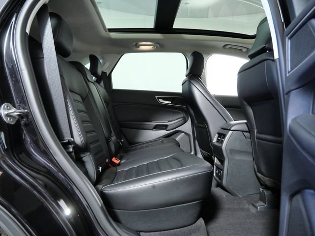 Certified 2024 Ford Edge SEL w/ Convenience Package AWD/4WD image 13