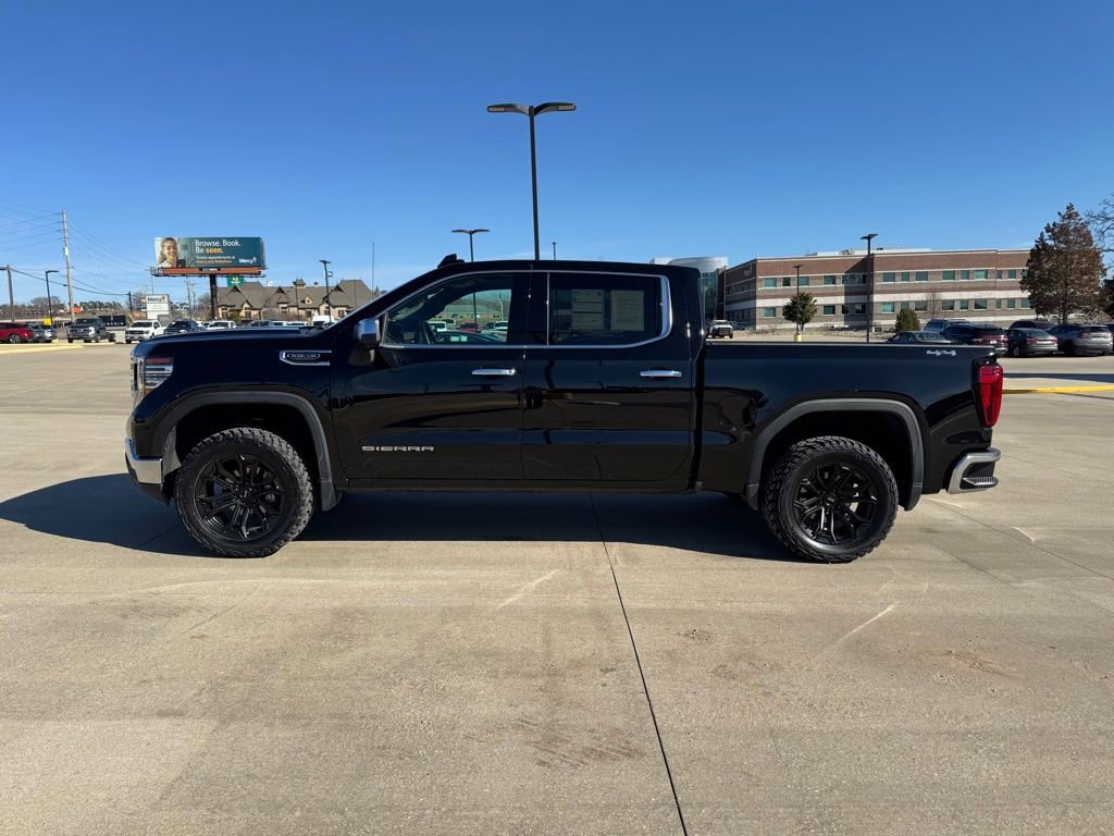 Used 2024 GMC Sierra 1500 SLT AWD/4WD image 5
