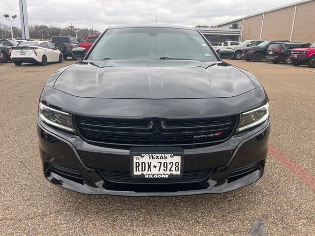 Used 2022 Dodge Charger SXT w/ Blacktop Package image 2