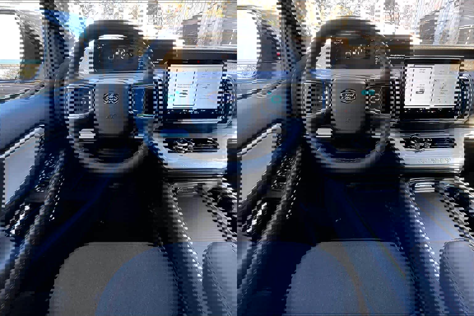 Certified 2025 Ford Expedition Max Active image 13