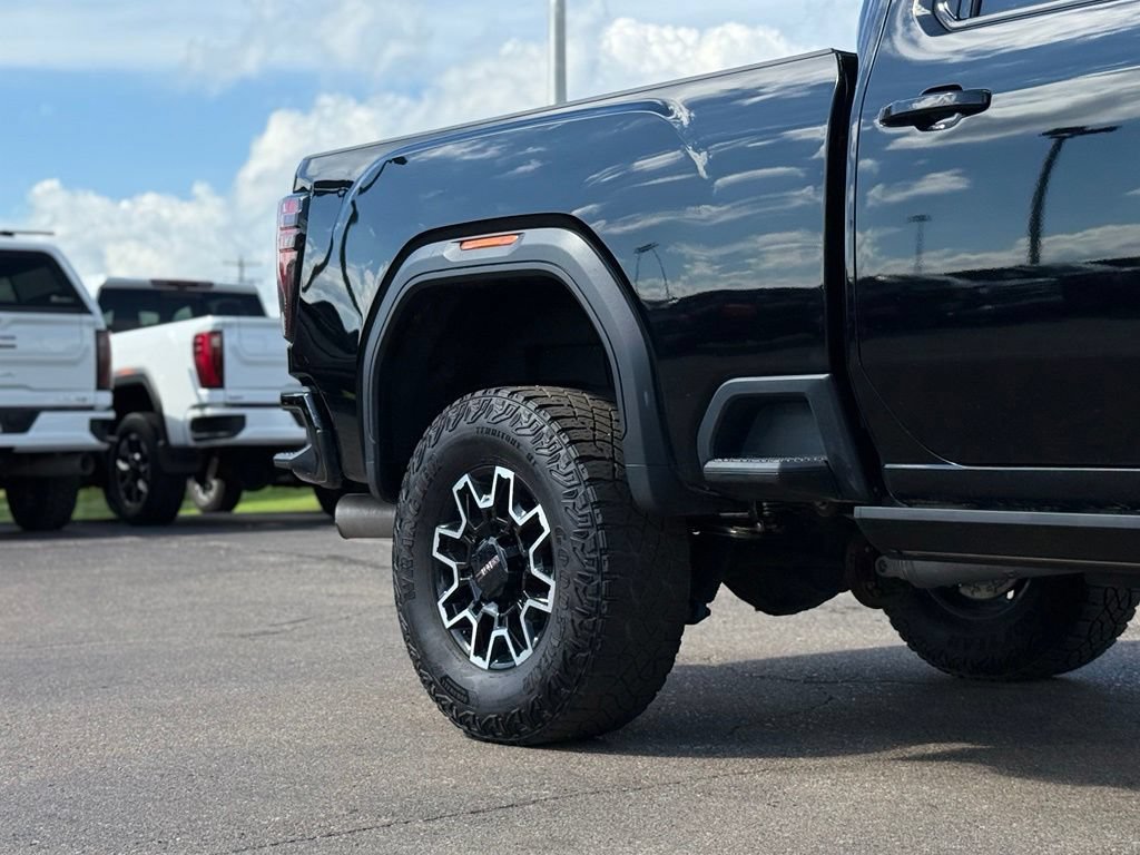 Used 2024 GMC Sierra 2500 AT4X AWD/4WD image 43