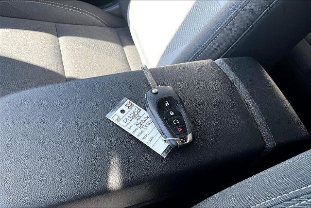 Used 2024 Chevrolet Trax LS w/ LS Convenience Package FWD image 11