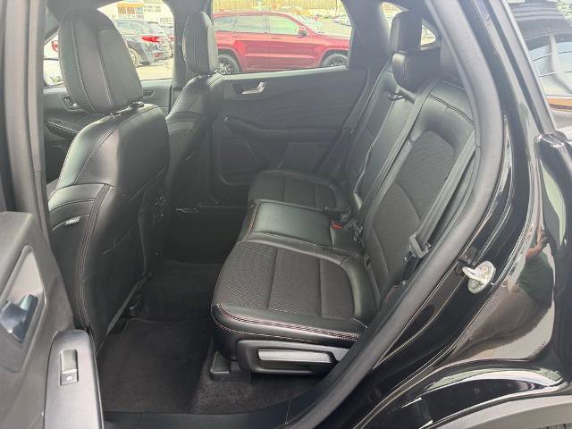 Certified 2025 Ford Escape ST-Line image 12