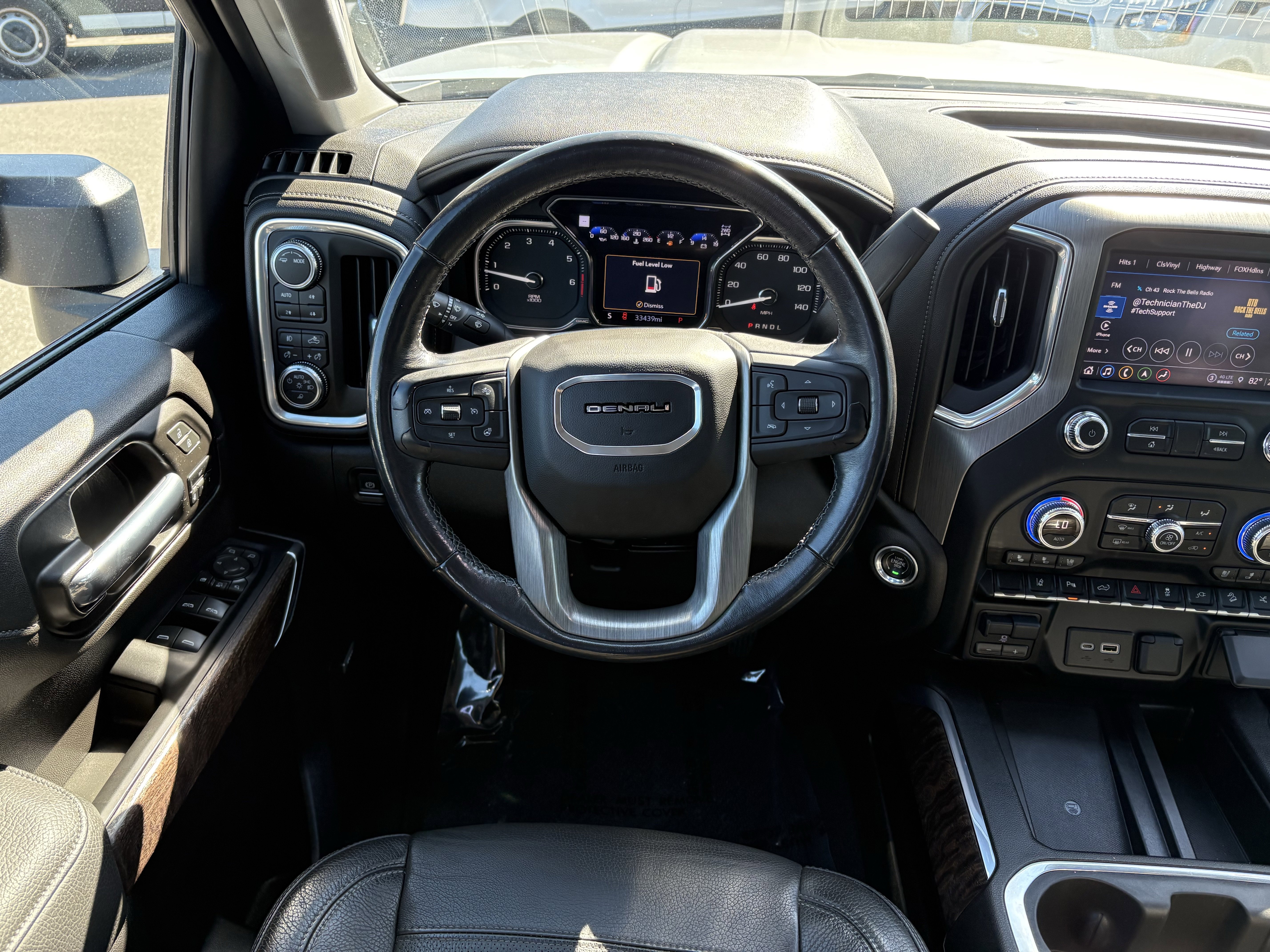 Used 2022 GMC Sierra 2500 Denali w/ Denali Ultimate Package image 14