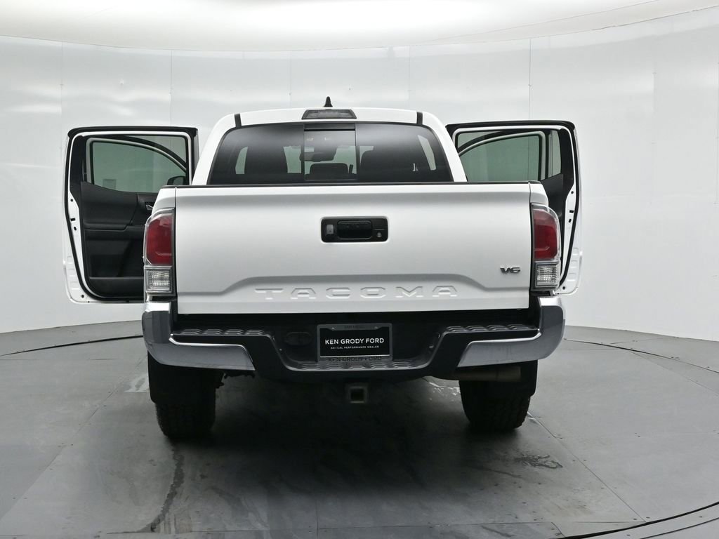 Used 2023 Toyota Tacoma TRD Off-Road image 54