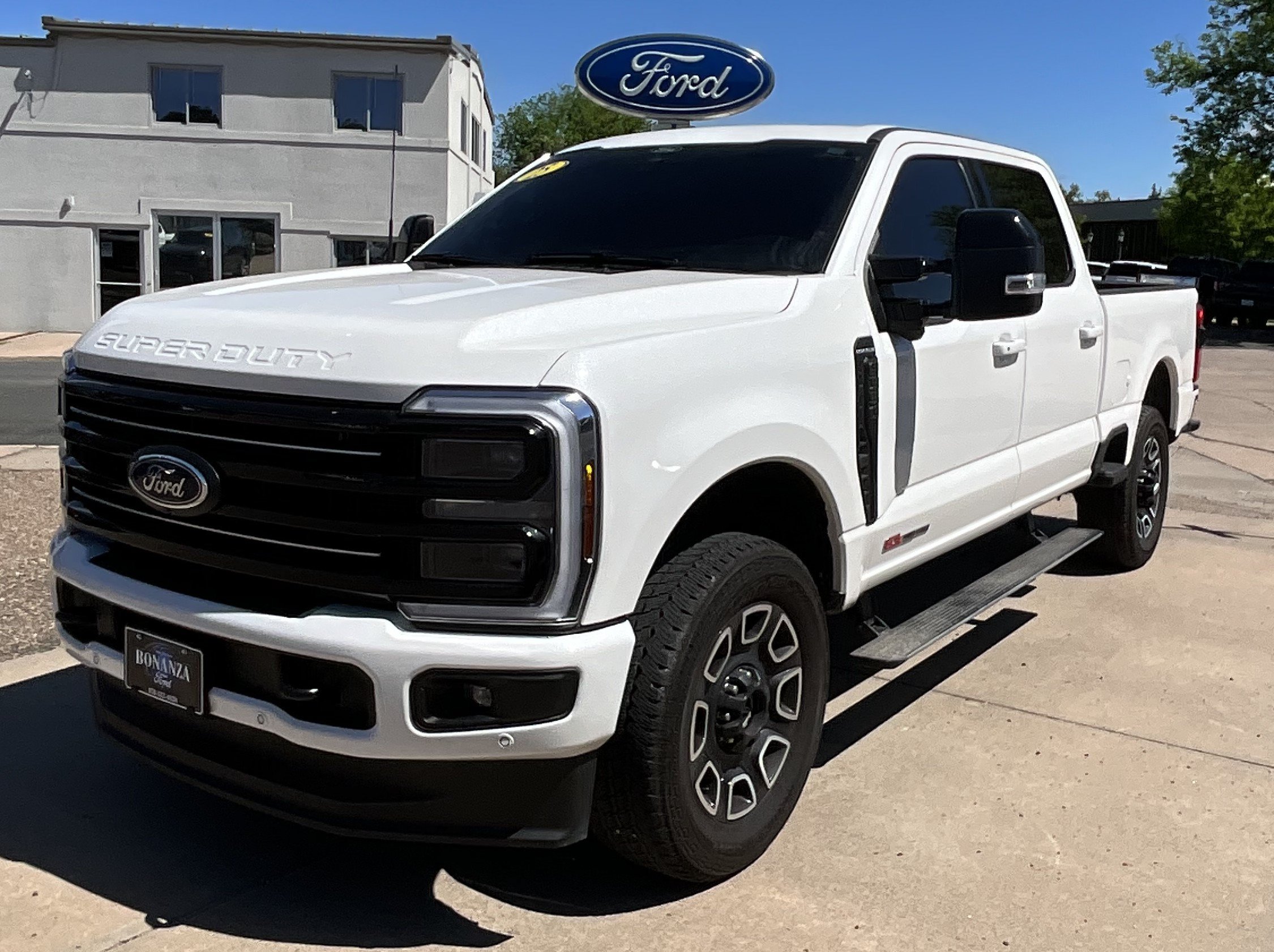 Certified 2025 Ford F350 Platinum AWD/4WD image 1