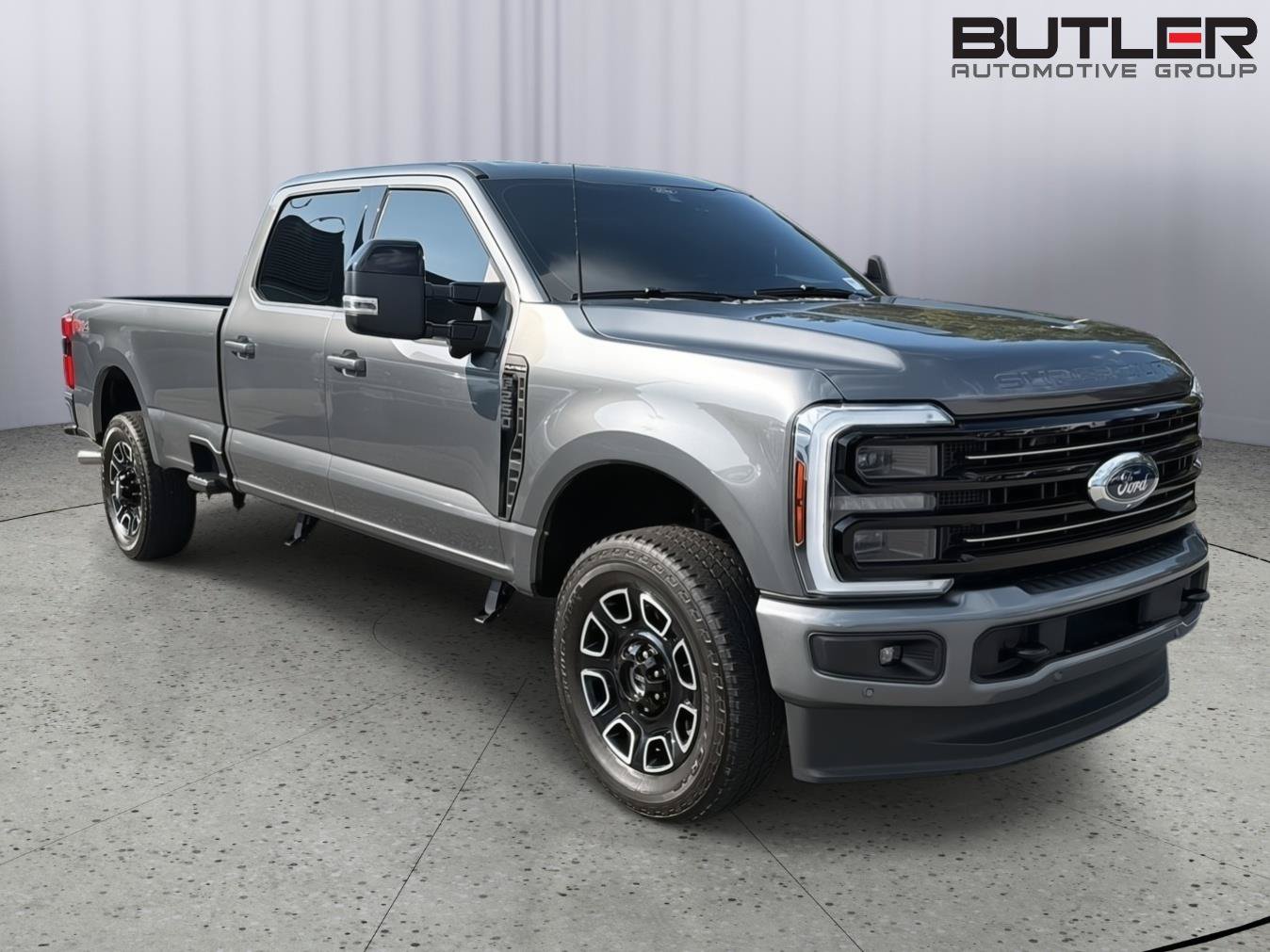 Certified 2025 Ford F250 Platinum w/ FX4 Off-Road Package AWD/4WD image 8