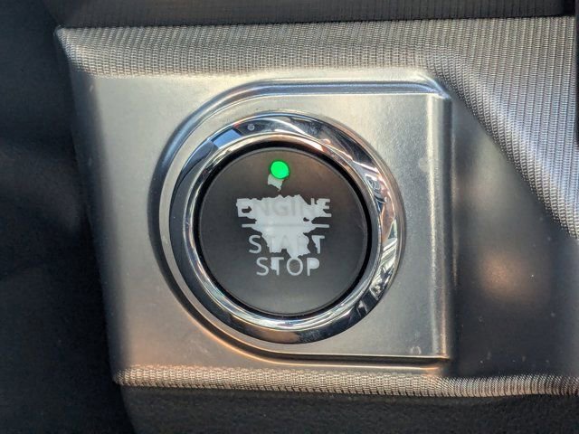 Certified 2023 Ford F150 Raptor image 30