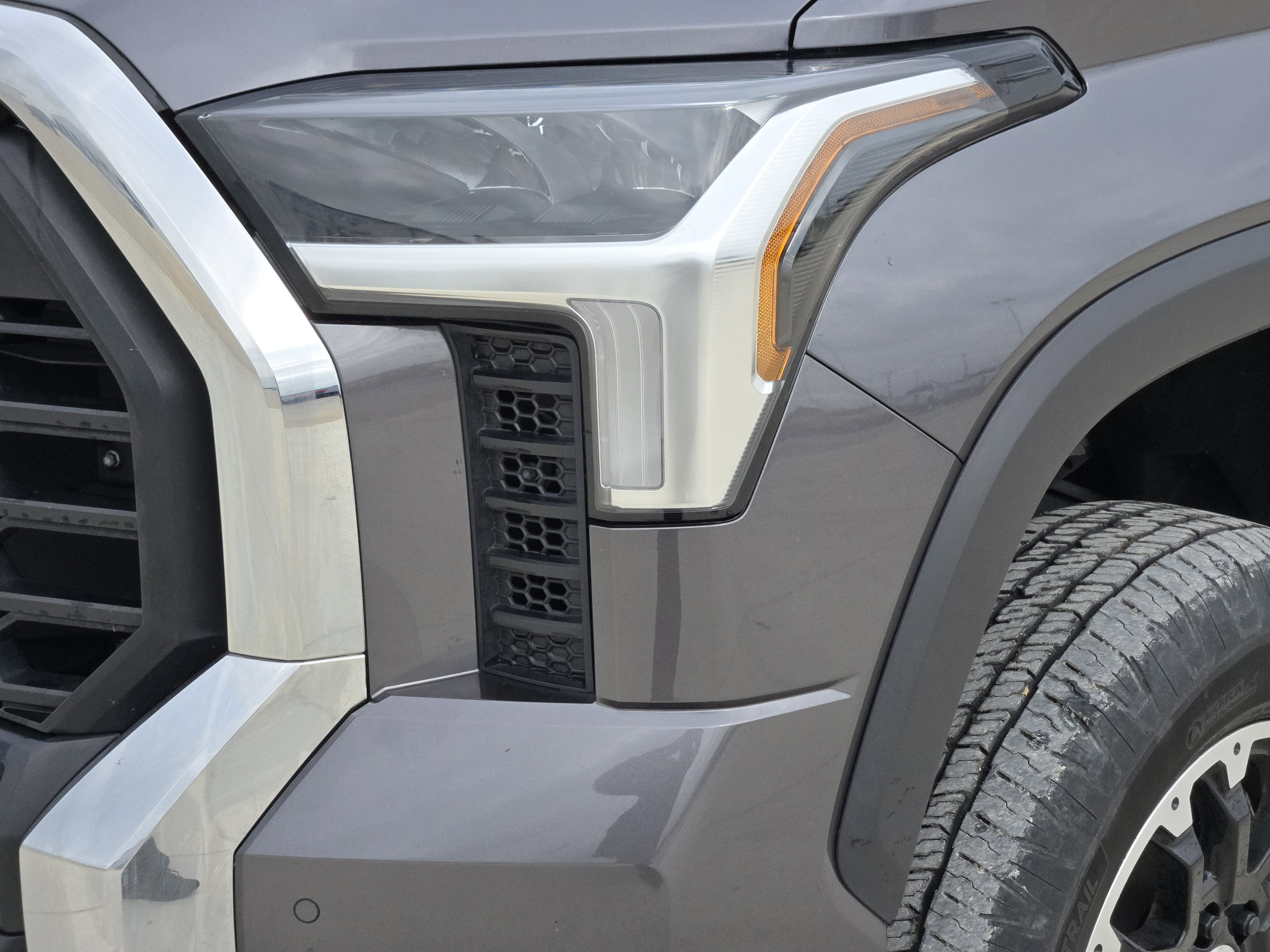 Used 2024 Toyota Tundra SR5 w/ TRD Off-Road Premium Package AWD/4WD image 9