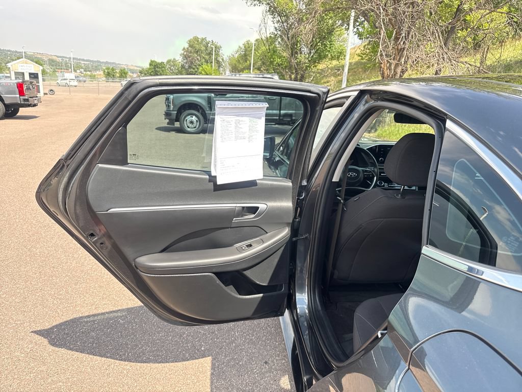 Used 2022 Hyundai Sonata SEL w/ Convenience Package FWD image 18