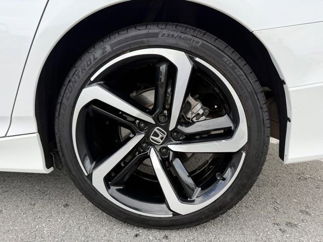 Used 2021 Honda Accord Sport image 9