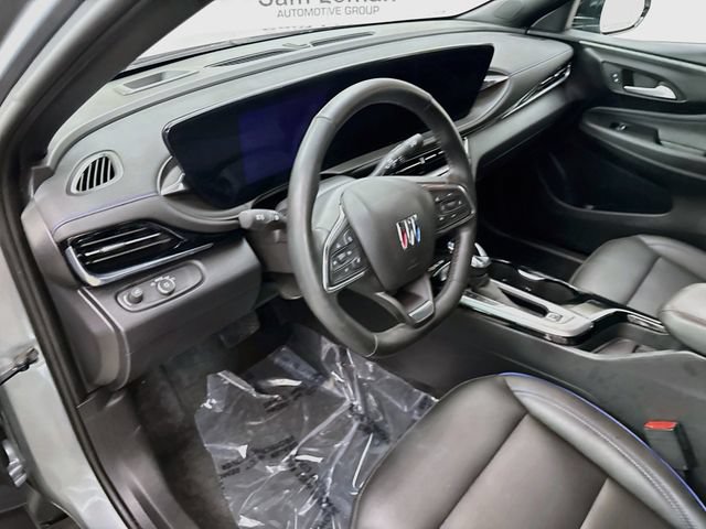 Used 2024 Buick Envista Sport Touring w/ Convenience I Package FWD image 9