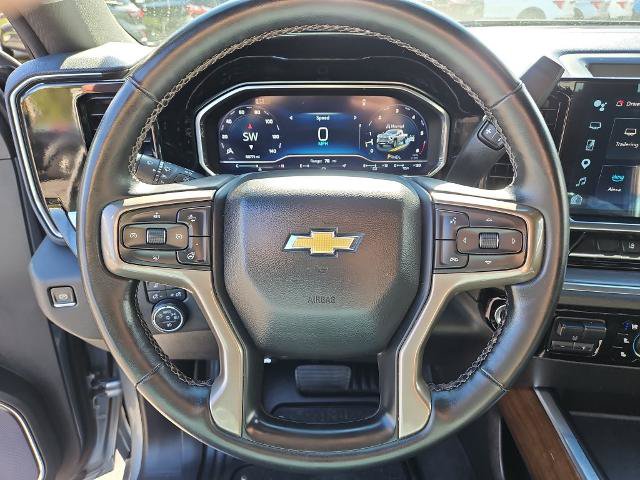 Used 2024 Chevrolet Silverado 2500 High Country w/ High Country Premium Package AWD/4WD image 31