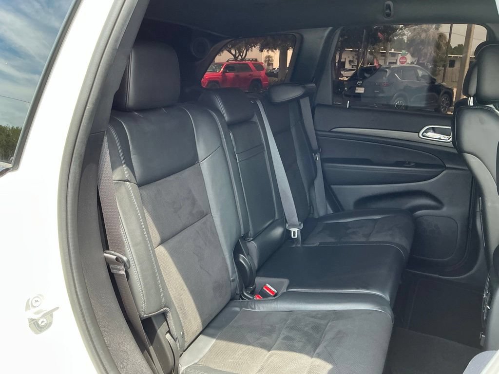 Used 2022 Jeep Grand Cherokee Laredo X RWD image 24