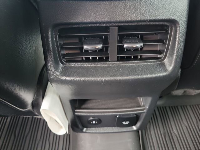 Certified 2023 Ford Edge ST-Line image 28