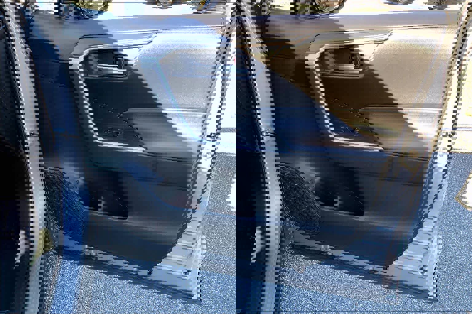 Used 2024 Toyota RAV4 XLE image 21