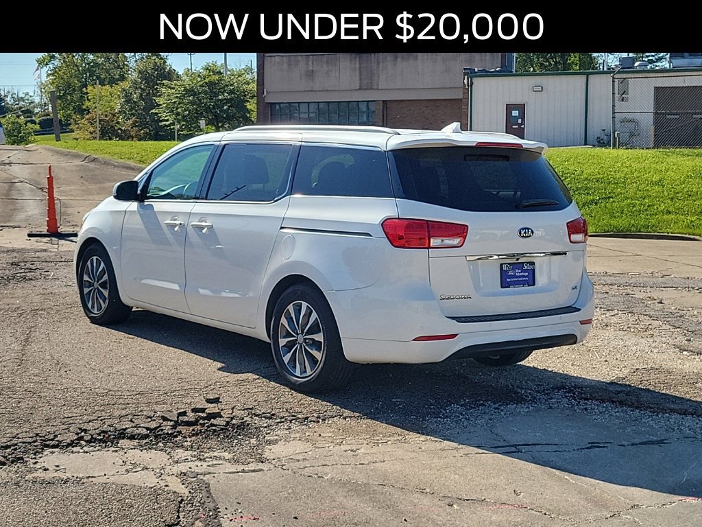 Used 2018 Kia Sedona SX FWD image 3