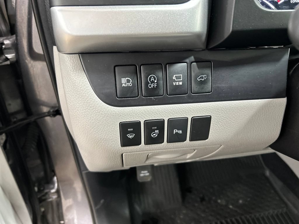 Used 2018 Toyota Highlander Limited Platinum AWD/4WD image 14