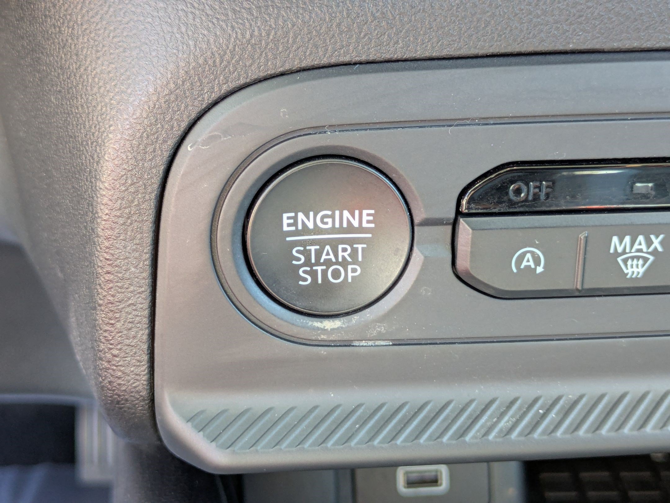 Certified 2025 Ford Bronco Sport Outer Banks w/ Outer Banks Tech Package+ AWD/4WD image 23