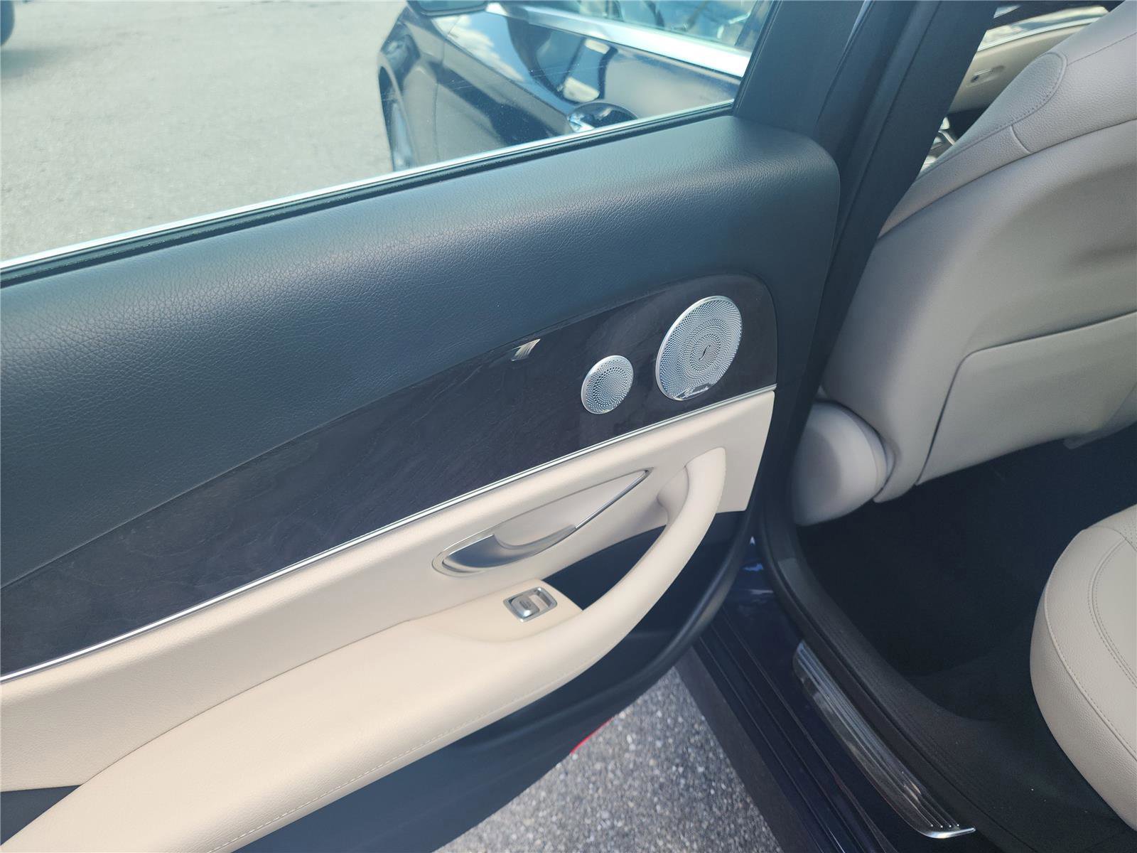 Used 2019 Mercedes-Benz E 300 E 300 image 20