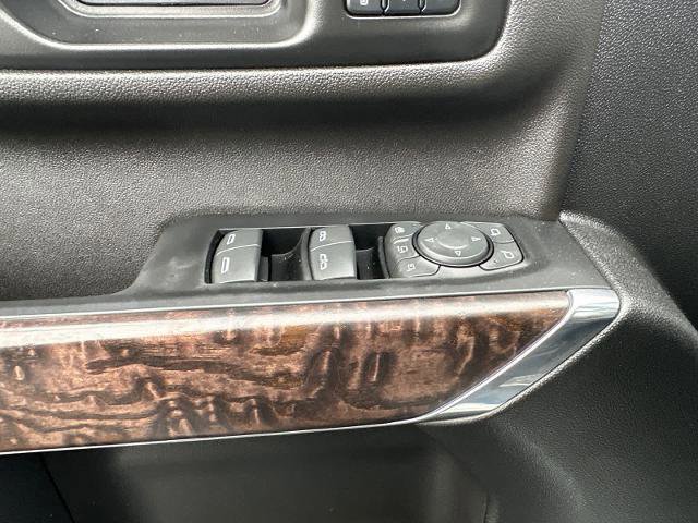 Used 2022 GMC Sierra 3500 Denali w/ Denali Ultimate Package image 28