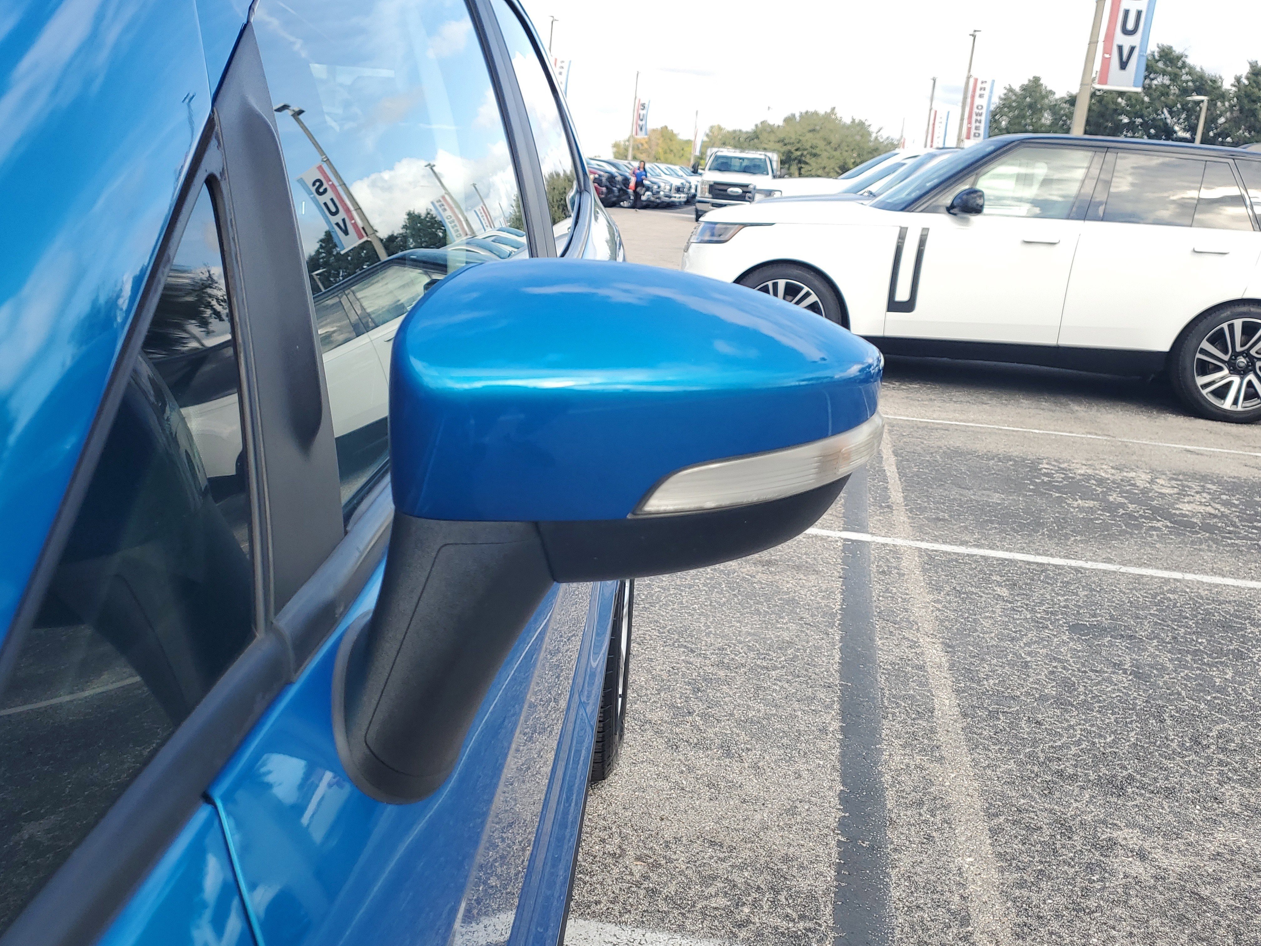 Certified 2020 Ford EcoSport SE image 4