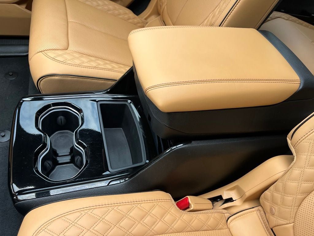 Used 2023 Jeep Grand Cherokee L Summit AWD/4WD image 17