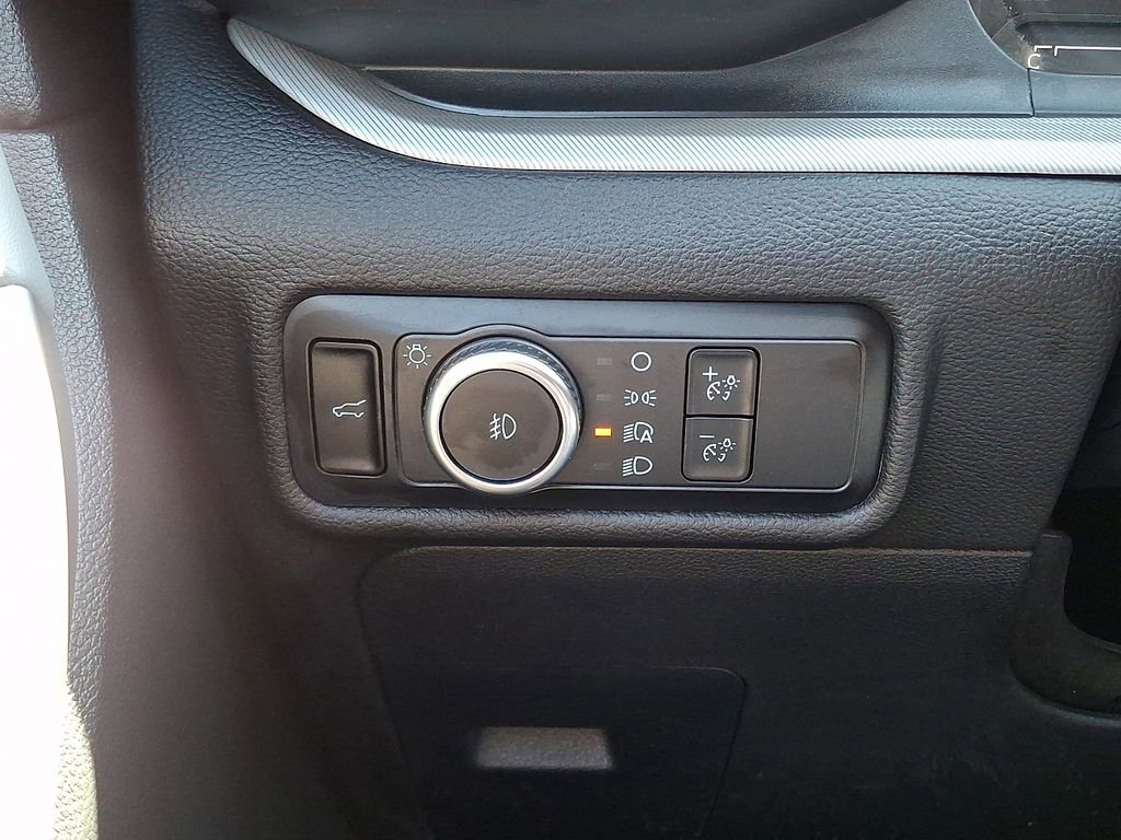 Certified 2023 Ford Explorer XLT w/ Equipment Group 202A image 27