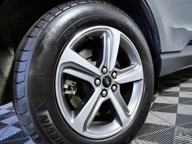 Certified 2024 Ford Edge SEL w/ Convenience Package AWD/4WD image 9