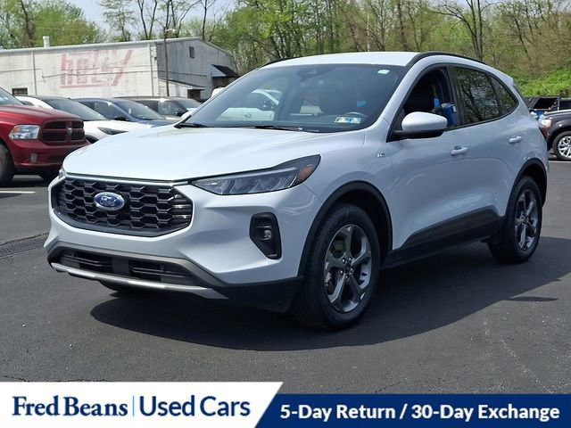 Certified 2025 Ford Escape ST-Line Select image 2