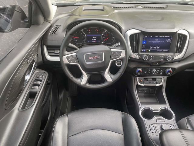 Used 2023 GMC Terrain SLT w/ Tech Package FWD image 15