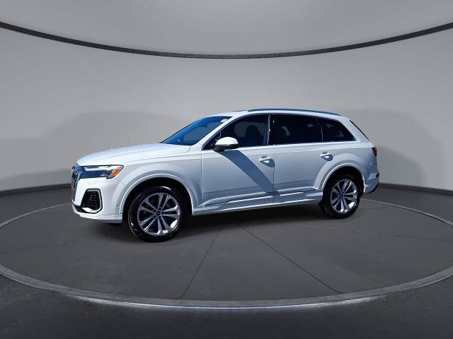 Used 2025 Audi Q7 3.0T Premium Plus AWD/4WD image 4