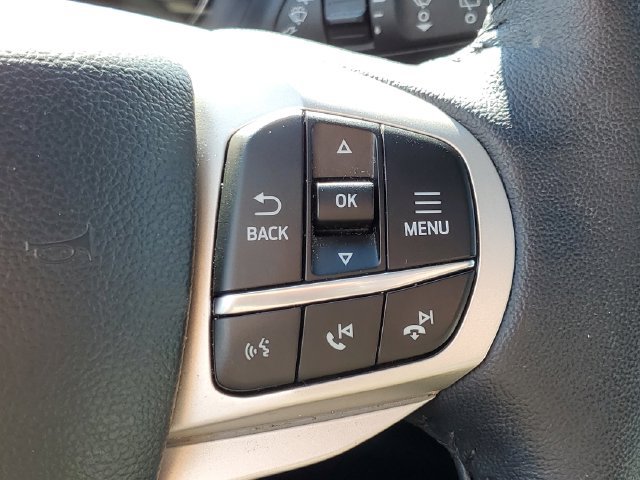 Certified 2023 Ford Explorer XLT w/ Equipment Group 202A AWD/4WD image 19
