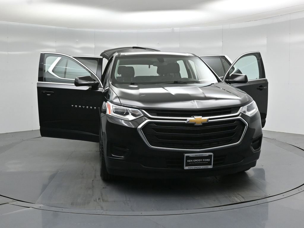 Used 2020 Chevrolet Traverse LS FWD image 28