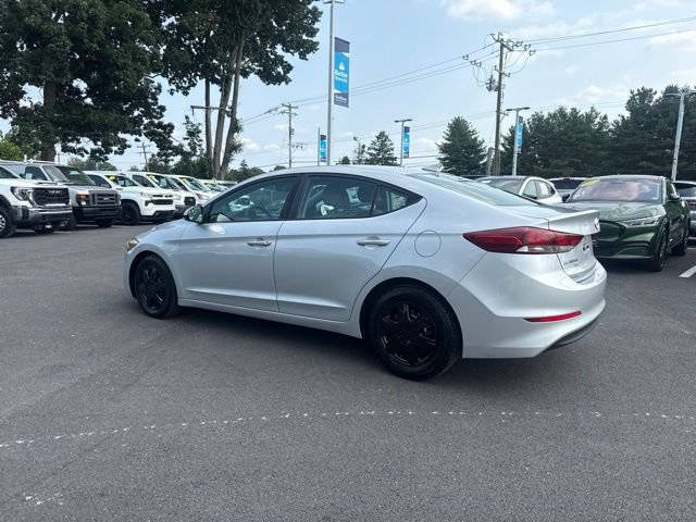 Used 2017 Hyundai Elantra SE FWD image 6