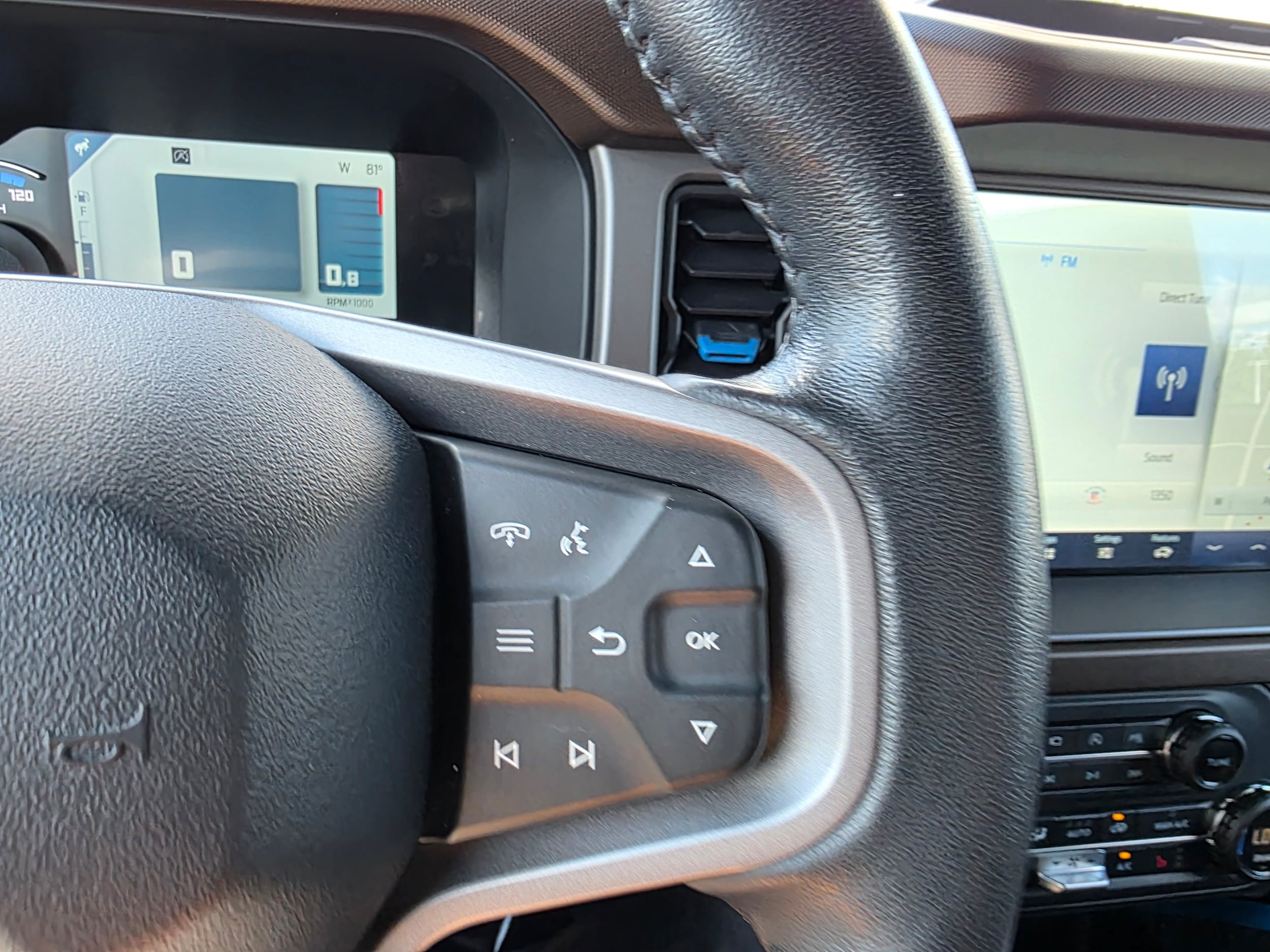 Certified 2023 Ford Bronco Outer Banks AWD/4WD image 17