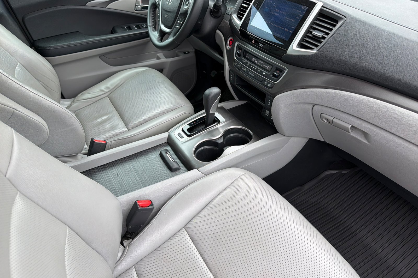 Used 2017 Honda Ridgeline RTL-T image 16