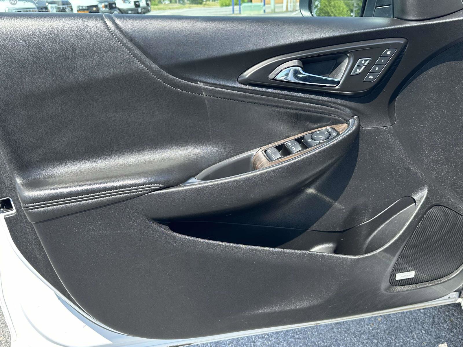 Used 2024 Chevrolet Malibu LT FWD image 15