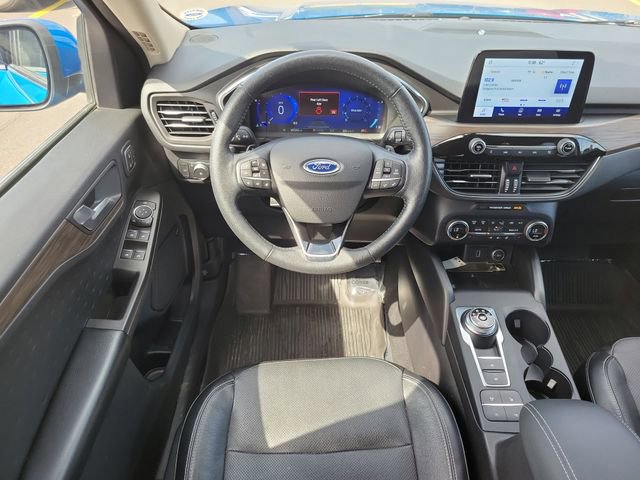 Certified 2020 Ford Escape Titanium AWD/4WD image 30