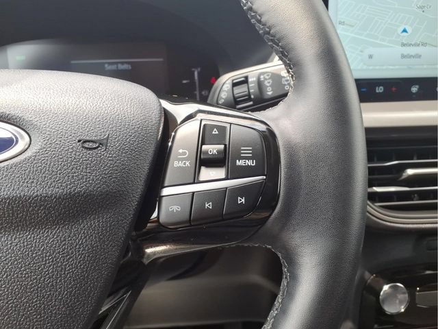 Certified 2025 Ford Escape SE w/ Class II Trailer Tow Package FWD image 15