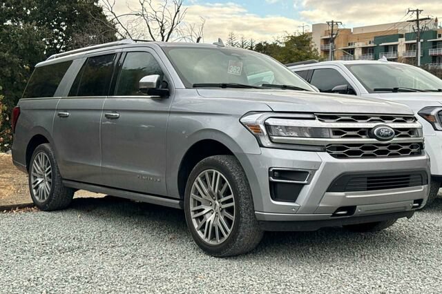 Certified 2023 Ford Expedition Max Platinum AWD/4WD image 2