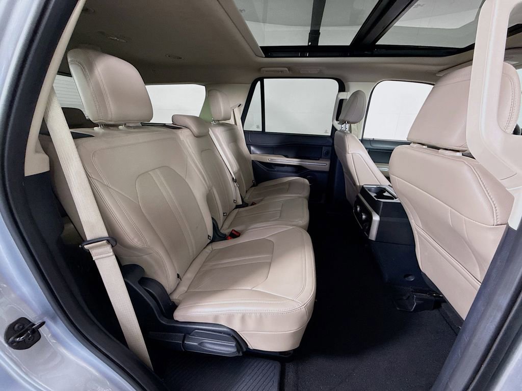Certified 2024 Ford Expedition Limited image 30