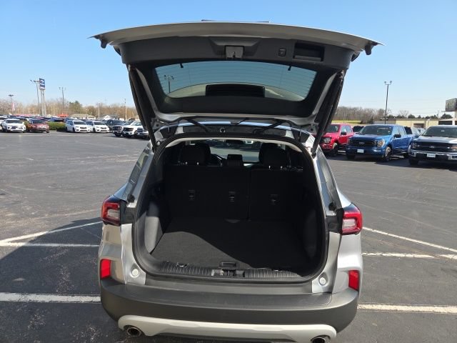 Certified 2023 Ford Escape Active AWD/4WD image 33